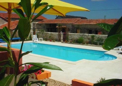Les Coindries Villa Faye-la-Vineuse Exterior foto